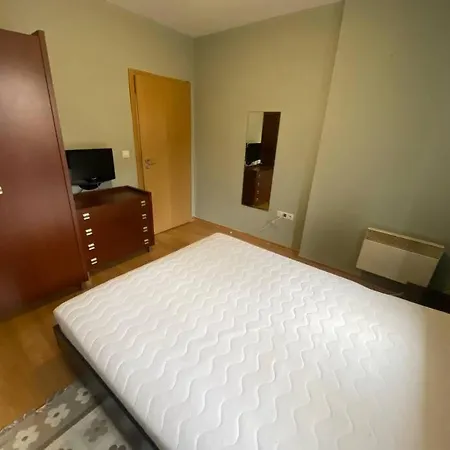 Διαμέρισμα Two Bedroom In Winslow Elegance With Fireplace And South Facing Balcony Μπάνσκο