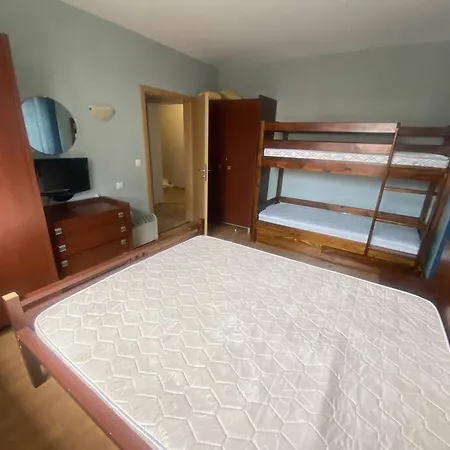 Two Bedroom In Winslow Elegance With Fireplace And South Facing Balcony 公寓 班斯科